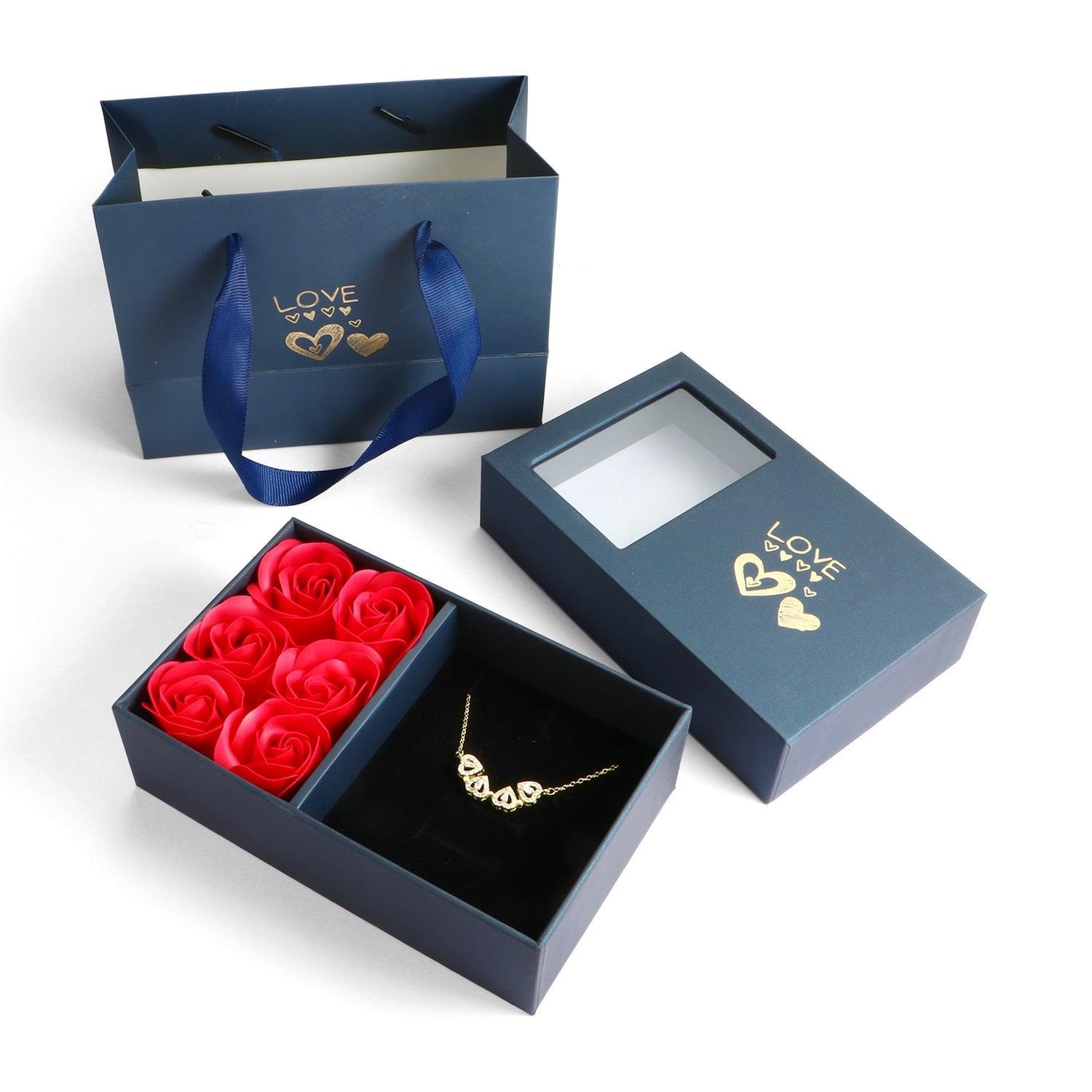 Kit Amor Eterno ColarTrevo® + CAIXA COM 6 ROSAS - Ride Up
