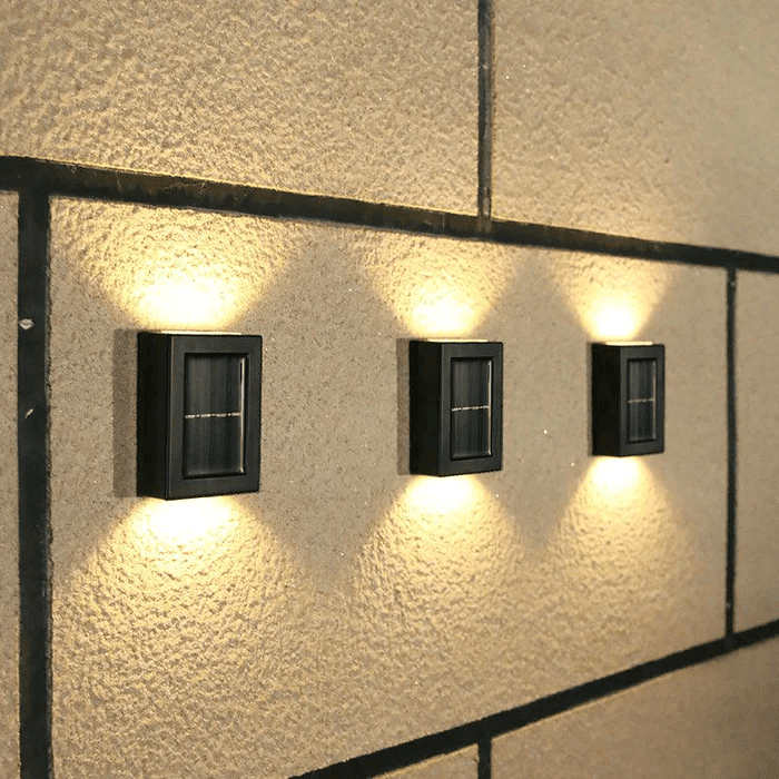 Solar Up LED - Luminária Externa Solar com 2 Feixes - Ride Up 